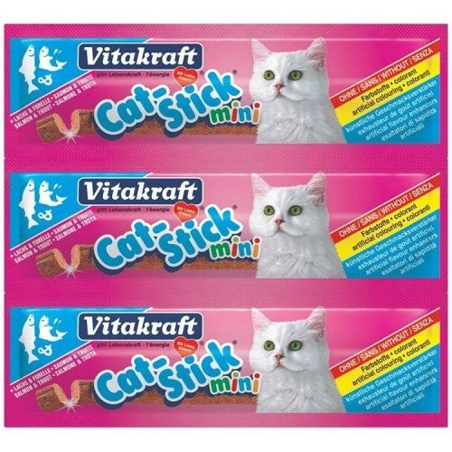 Recompense Pisici Vitakraft CatStick Somon si Pastrav, 3 x 18 g